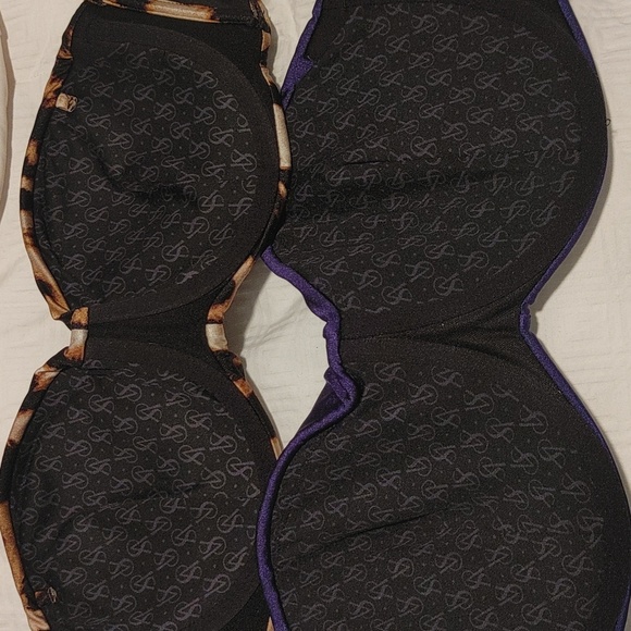Victoria's secret strapless bikini LOT 34D/36D PRICE IS FOR ALL - Picture 7 of 8